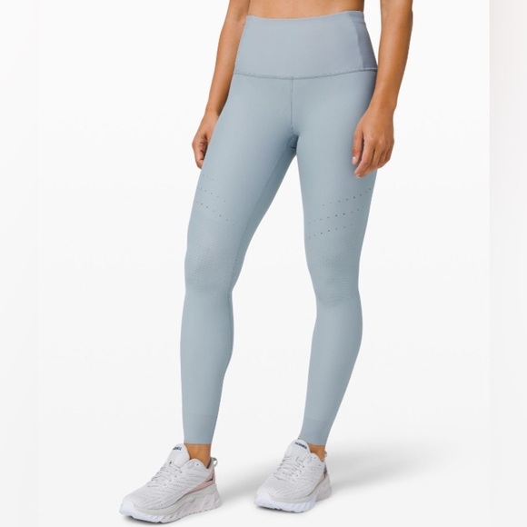 Lululemon Zoned In High Rise Tight 27’ Light Blue Full Length Leggings Size 6 - Picture 1 of 10